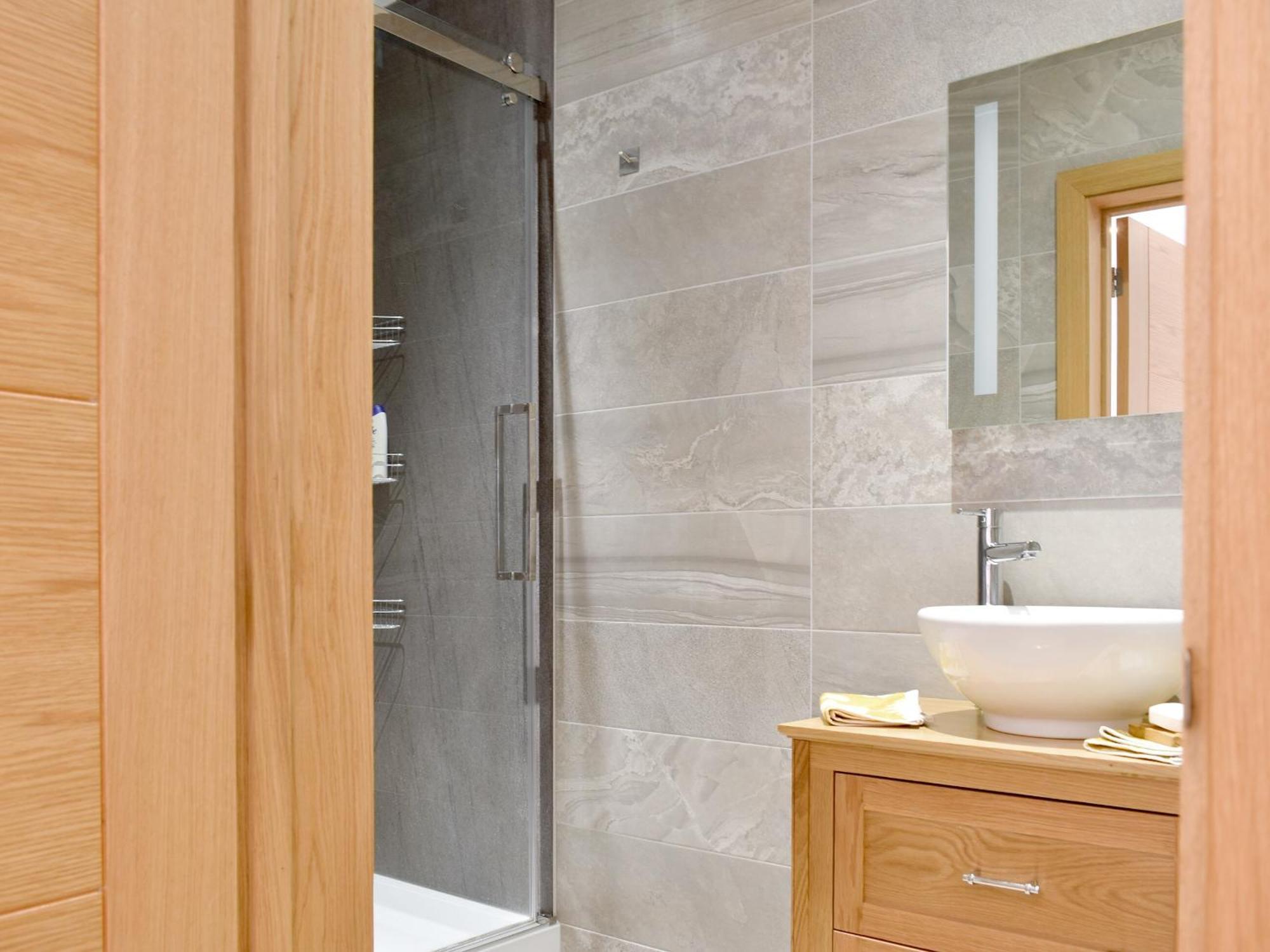 Park Barn Villa Whittington  Ngoại thất bức ảnh